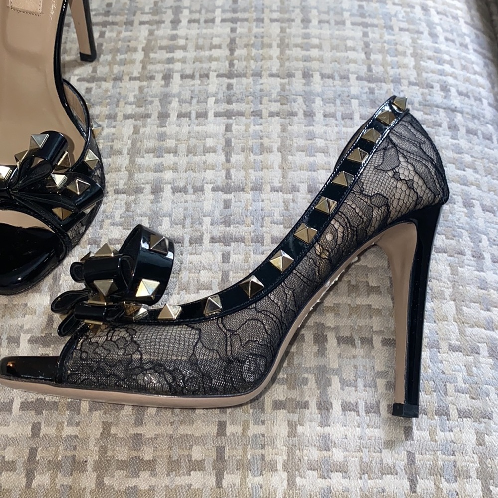 Rock-Stud Valentino Heels - Picture 5 of 8